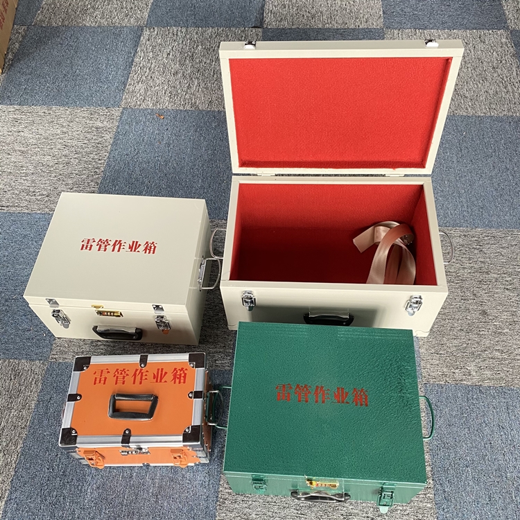 永清爆破工程作业箱如何选择？玻璃钢与传统材质的全面对比